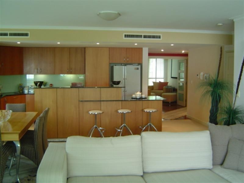 4125 Archer Hill, Benowa QLD 4217