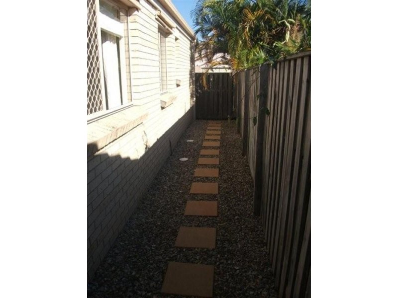 1/7 Dartmouth Drive, Varsity Lakes QLD 4227