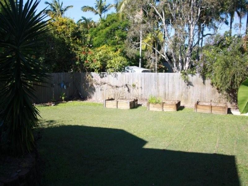 40 Karbunya Street, Mermaid Waters QLD 4218