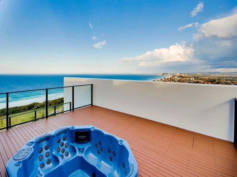 Broadbeach QLD 4218