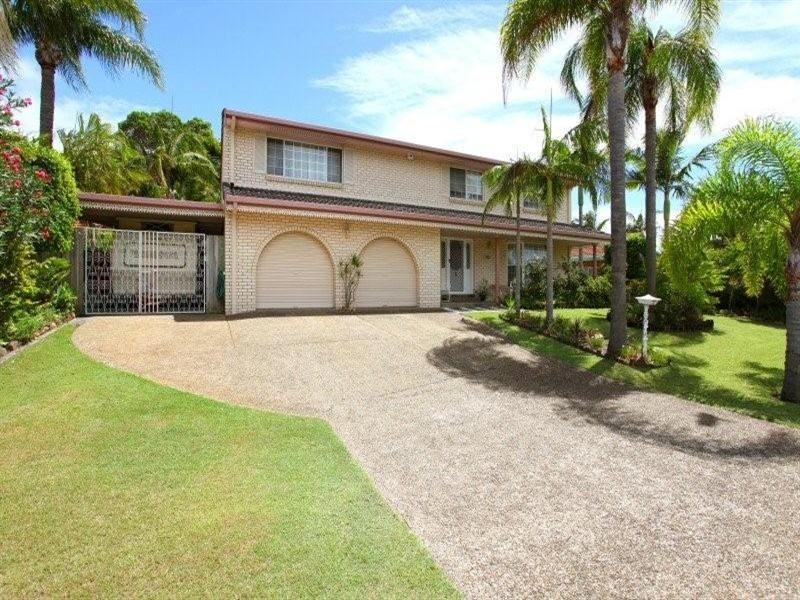11 Compass Court, Mermaid Waters QLD 4218