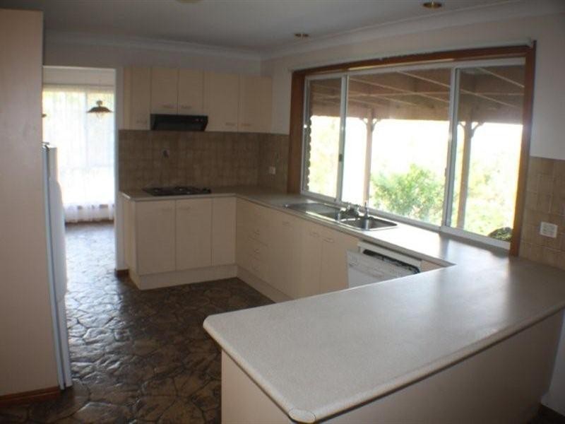 28 High Ridge Road, Gaven QLD 4211