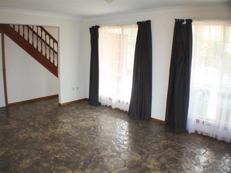 28 High Ridge Road, Gaven QLD 4211