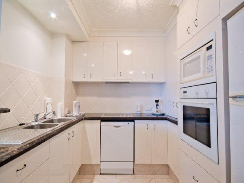 502 The Ritz Philip Avenue, Broadbeach QLD 4218