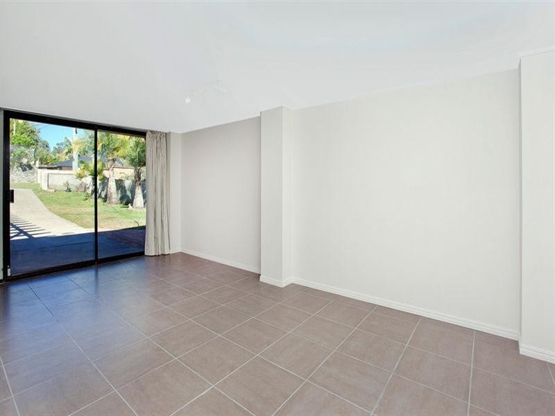 23 Petra Street, Southport QLD 4215