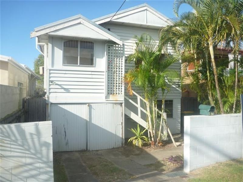 1025 Gold Coast Highway, Palm Beach QLD 4221