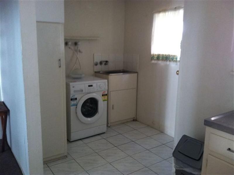 2/19 Watson Esplanade, Surfers Paradise QLD 4217