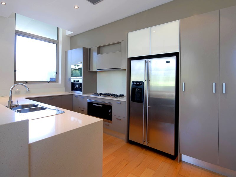 252 Hedges Avenue, Mermaid Beach QLD 4218