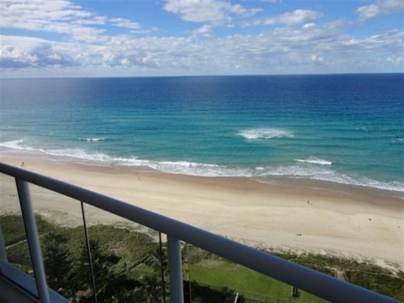 19D (76) ‘La Sabbia’ 74-76 Old Burleigh Road, Surfers Paradise QLD 4217