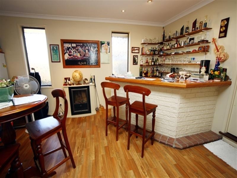 35 Lancelin Drive, Mermaid Waters QLD 4218