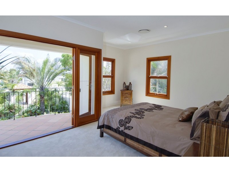 91 Albatross Avenue, Mermaid Beach QLD 4218