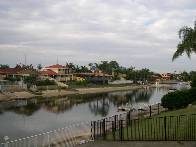 15 Cypress Drive West, Broadbeach Waters QLD 4218