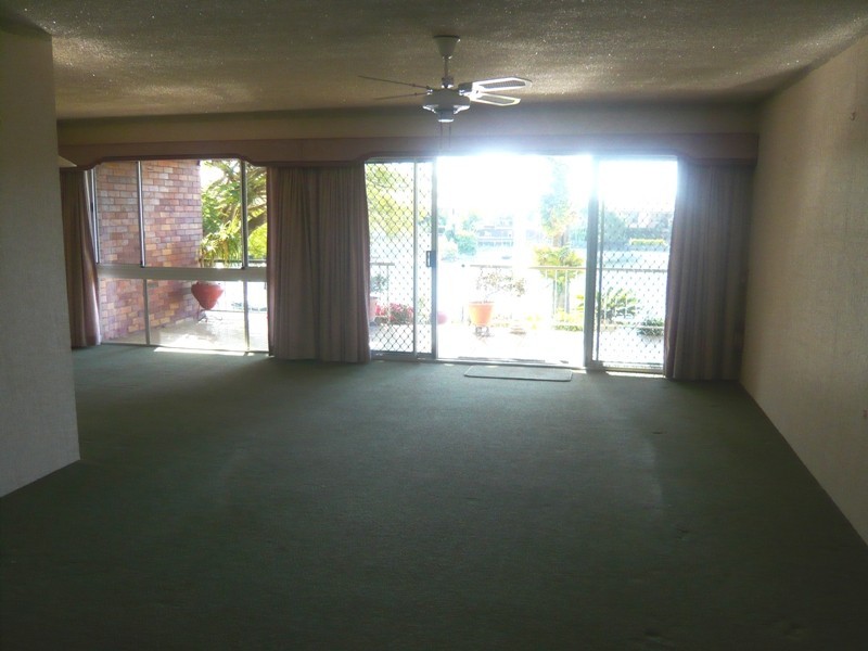 29 Hooker Boulevard, Broadbeach Waters QLD 4218