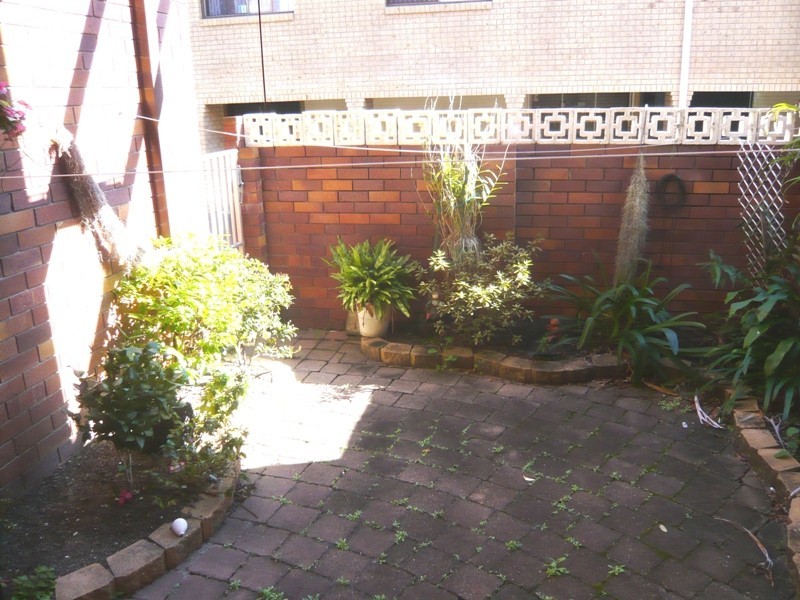 29 Hooker Boulevard, Broadbeach Waters QLD 4218