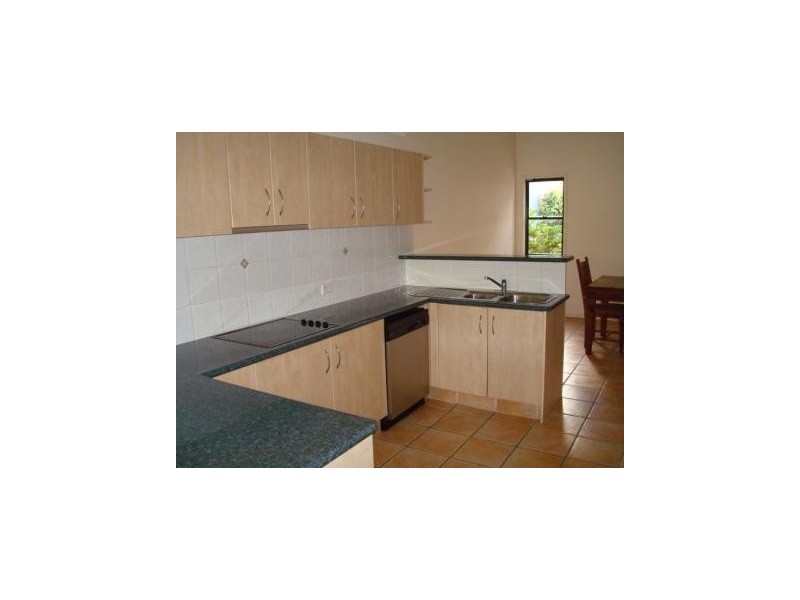 1/6 Burrabee Street, Burleigh Heads QLD 4220