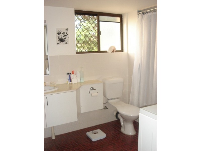 34 ‘The Sanctuary’, 111 Markeri Street, Mermaid Waters QLD 4218