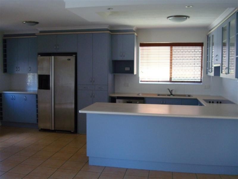 1/33 Chelsea Avenue, Broadbeach QLD 4218