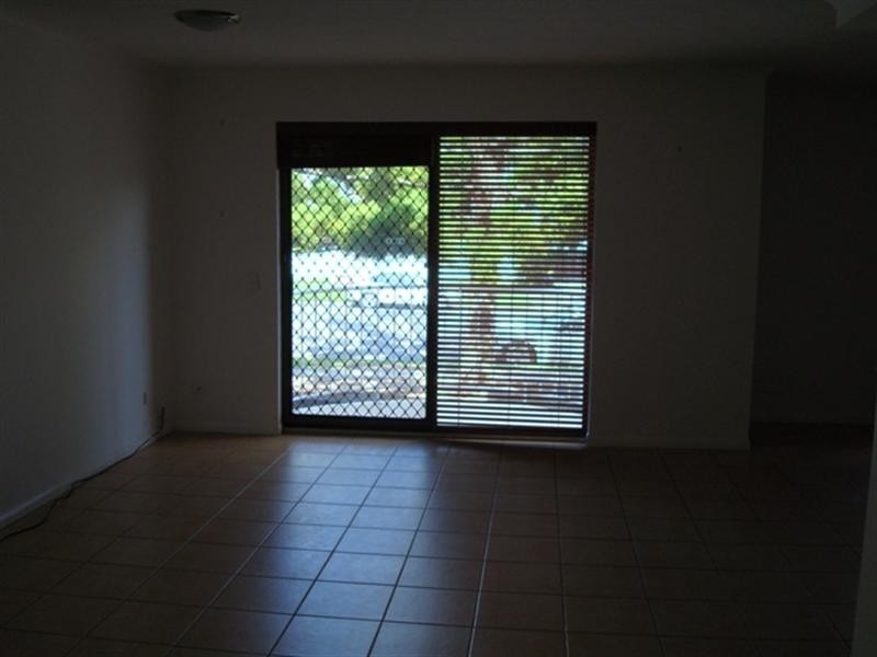 1/33 Chelsea Avenue, Broadbeach QLD 4218