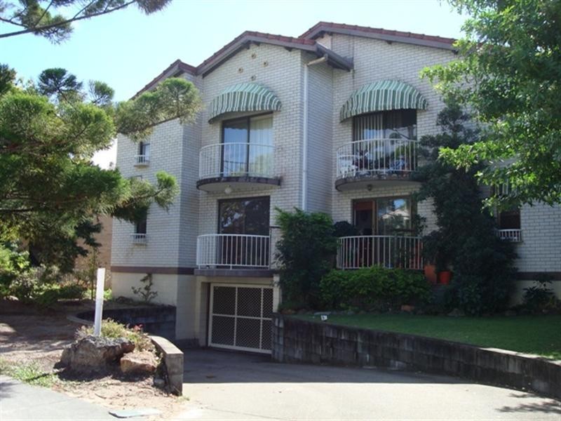 1/33 Chelsea Avenue, Broadbeach QLD 4218