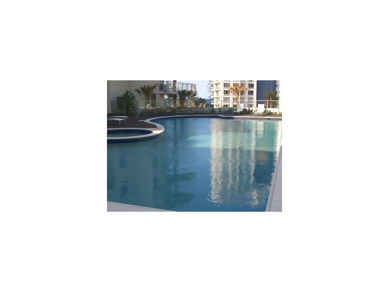 33 TE Peters Drive, Broadbeach QLD 4218