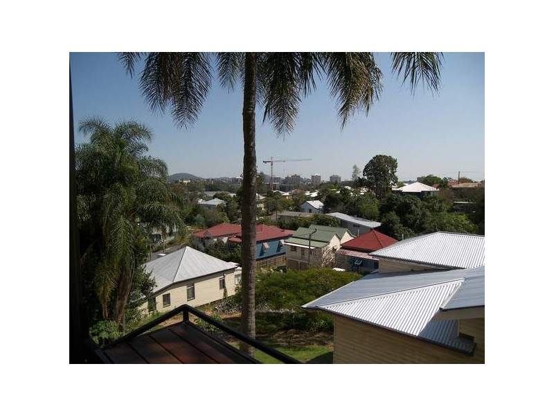 27 Crowther Street, West End QLD 4101