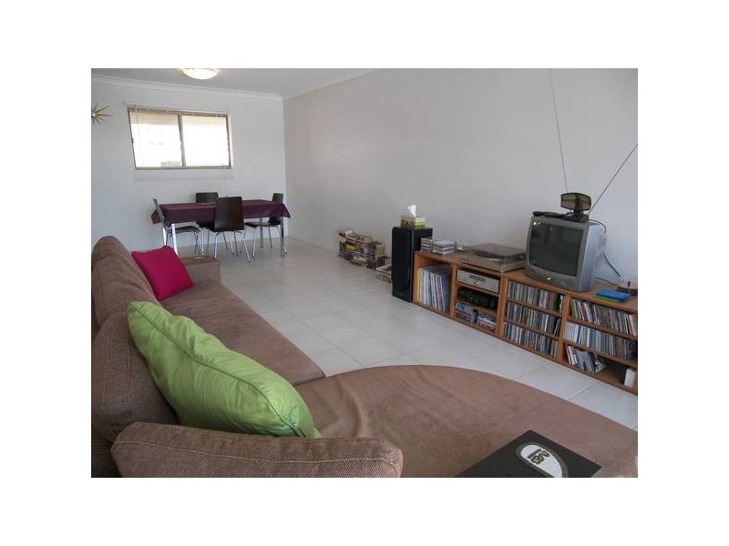 27 Crowther Street, West End QLD 4101