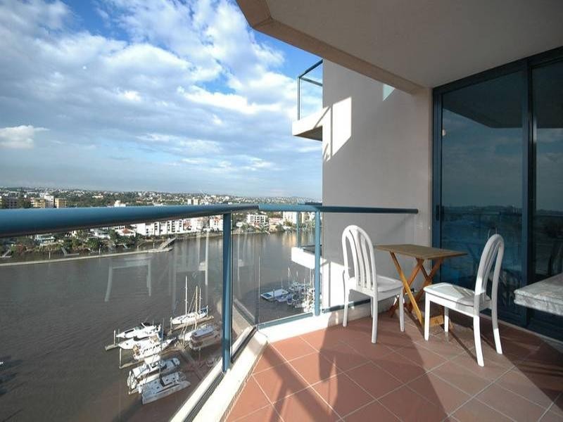 75/2 Goodwin Street, Kangaroo Point QLD 4169