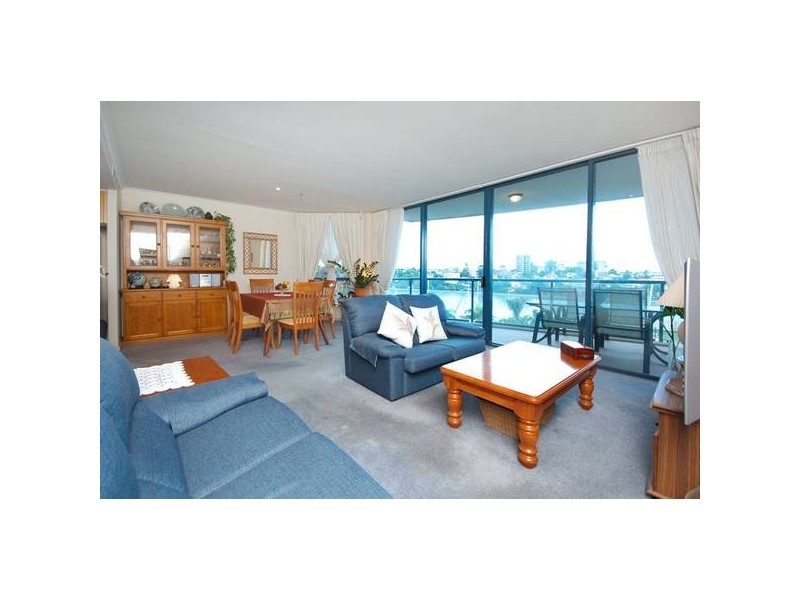 21/2 Goodwin Street, Kangaroo Point QLD 4169