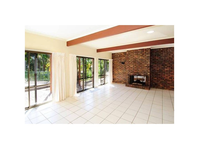 73 Mt Ommaney Drive, Jindalee QLD 4074