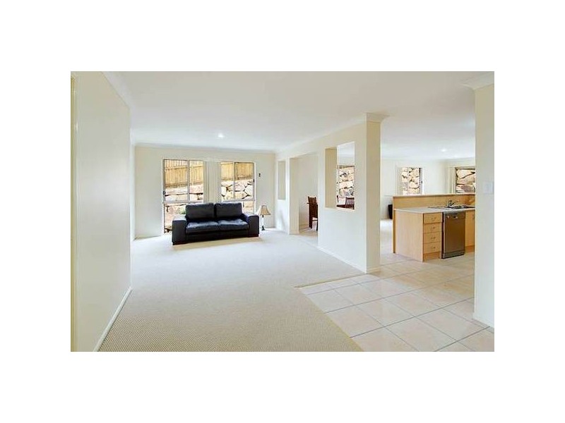 2 Isabella Street, Collingwood Park QLD 4301