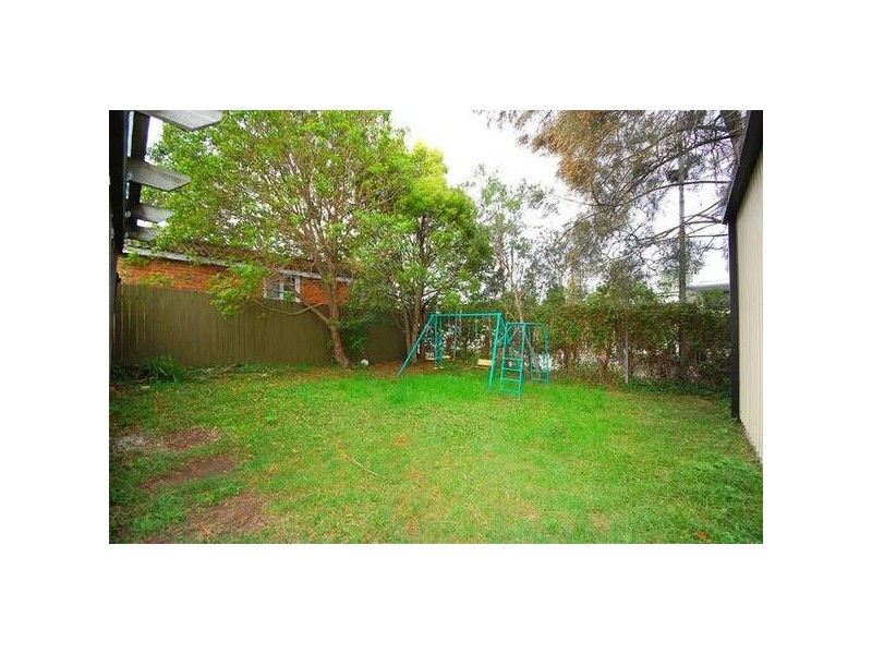 17 Kensington Avenue, Morningside QLD 4170