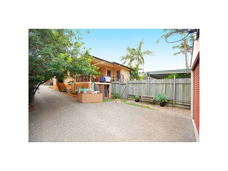 17 Kensington Avenue, Morningside QLD 4170