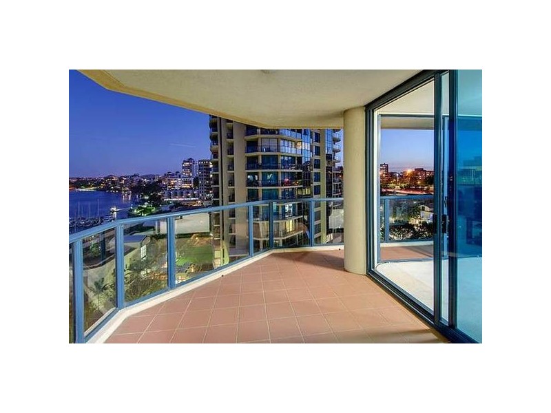 43/8 Goodwin Street, Kangaroo Point QLD 4169