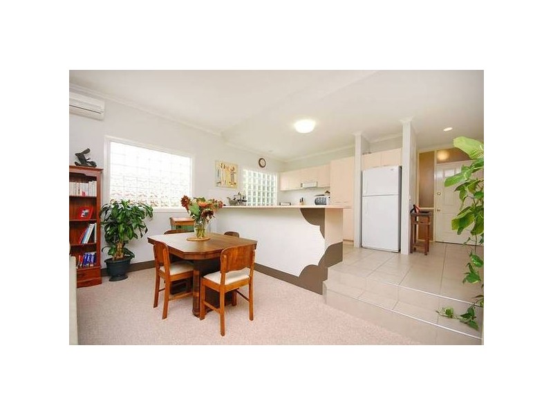 1/109 Gray Road, West End QLD 4101