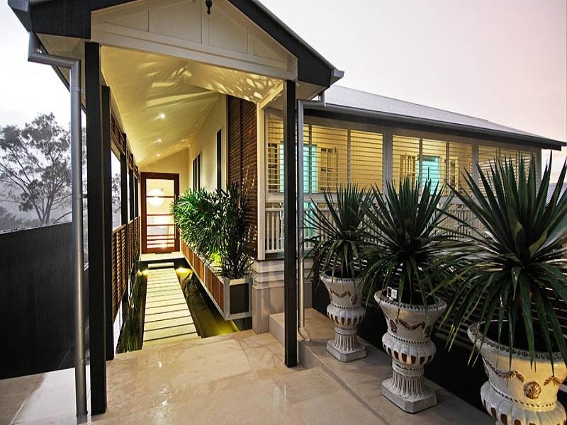 139 Crosby Road, Hamilton QLD 4007