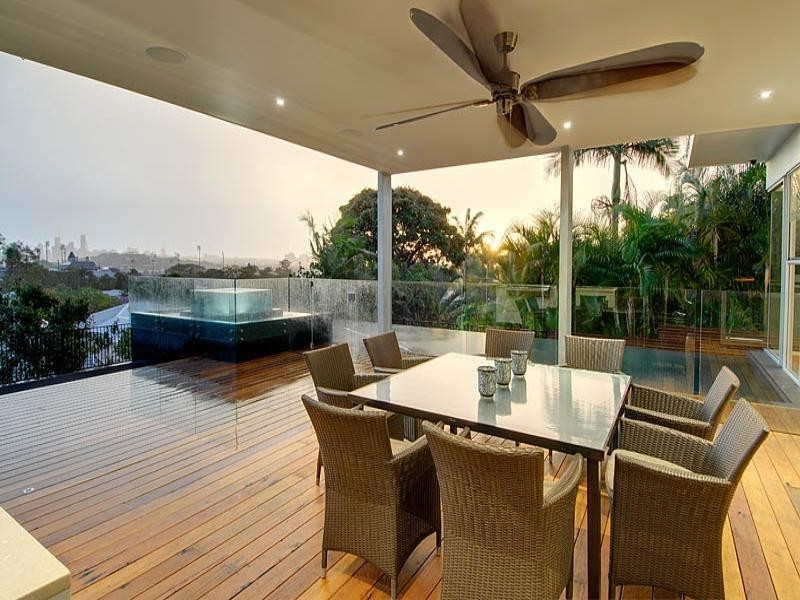 139 Crosby Road, Hamilton QLD 4007