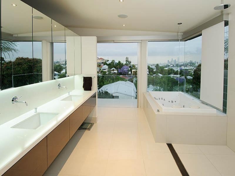 139 Crosby Road, Hamilton QLD 4007