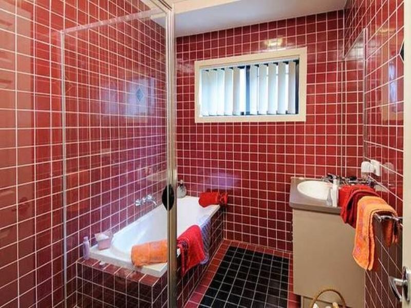 16 Joseph Avenue, Moggill QLD 4070