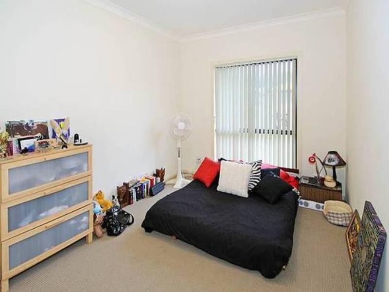 16 Joseph Avenue, Moggill QLD 4070