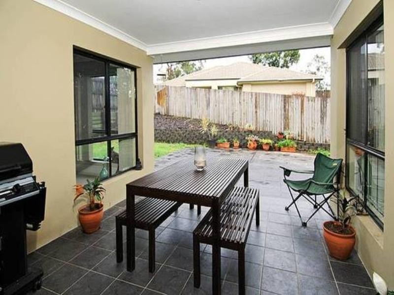 16 Joseph Avenue, Moggill QLD 4070