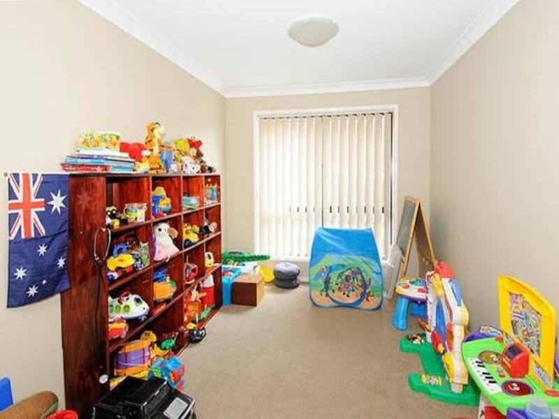 16 Kyecody Close, Moggill QLD 4070