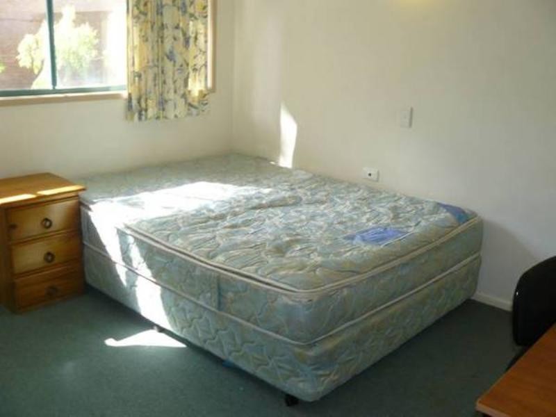 Spring Hill NSW 2800