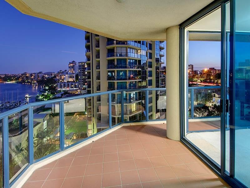 43/8 Goodwin Street, Kangaroo Point QLD 4169