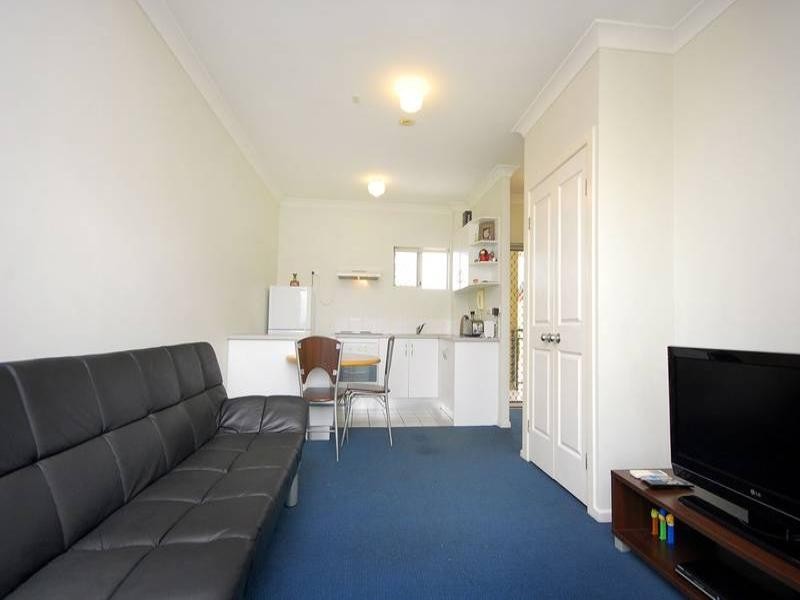 10/446 Main Street, Kangaroo Point QLD 4169