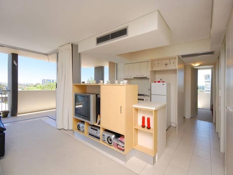 16/153 Lambert Street, Kangaroo Point QLD 4169