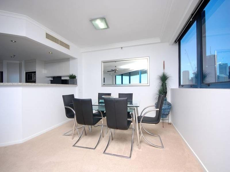 68/55 Darragh Street, Kangaroo Point QLD 4169