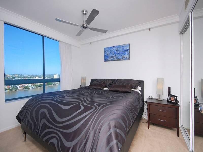 68/55 Darragh Street, Kangaroo Point QLD 4169