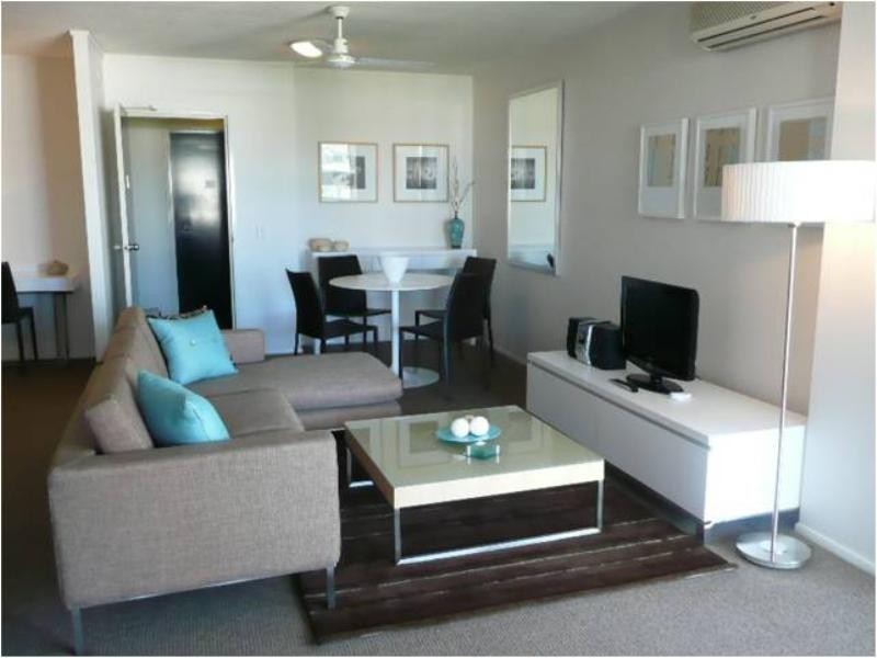 22/15 Goodwin Street, Kangaroo Point QLD 4169