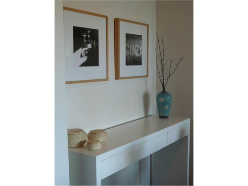 22/15 Goodwin Street, Kangaroo Point QLD 4169