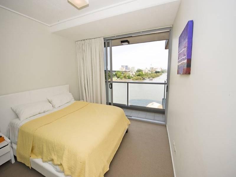62/30 Macrossan Street, Brisbane QLD 4000
